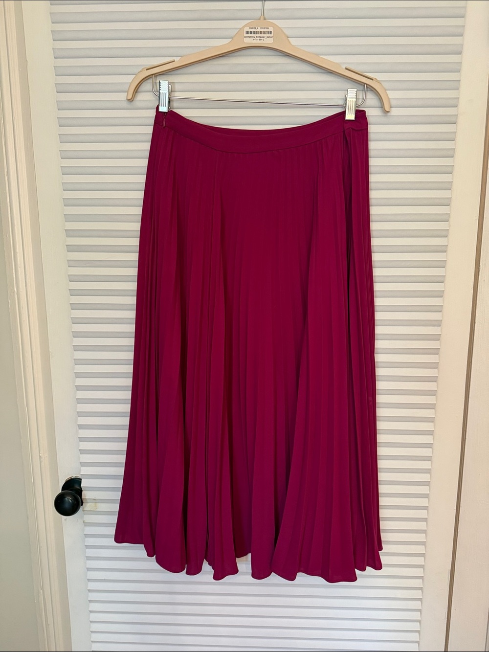 Boden Magenta Pleated Midi Skirt